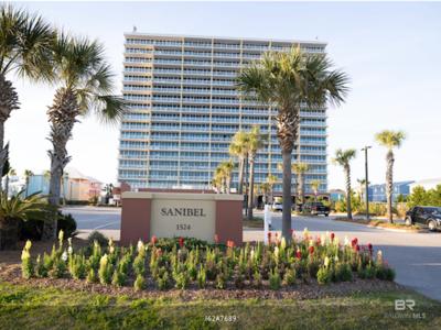 1524 W Beach Boulevard
