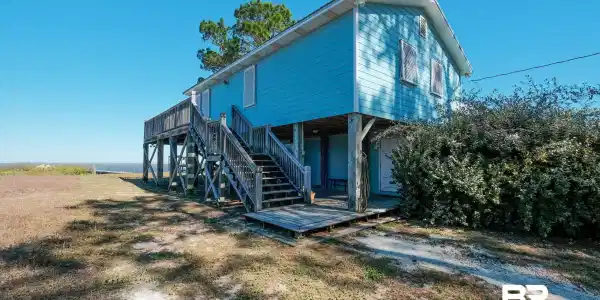 8583 State Highway 180
