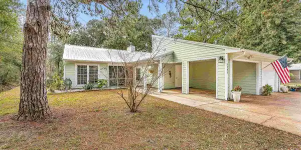 1246 Mockingbird Lane