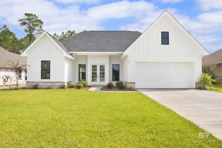 801 Wedgewood Drive