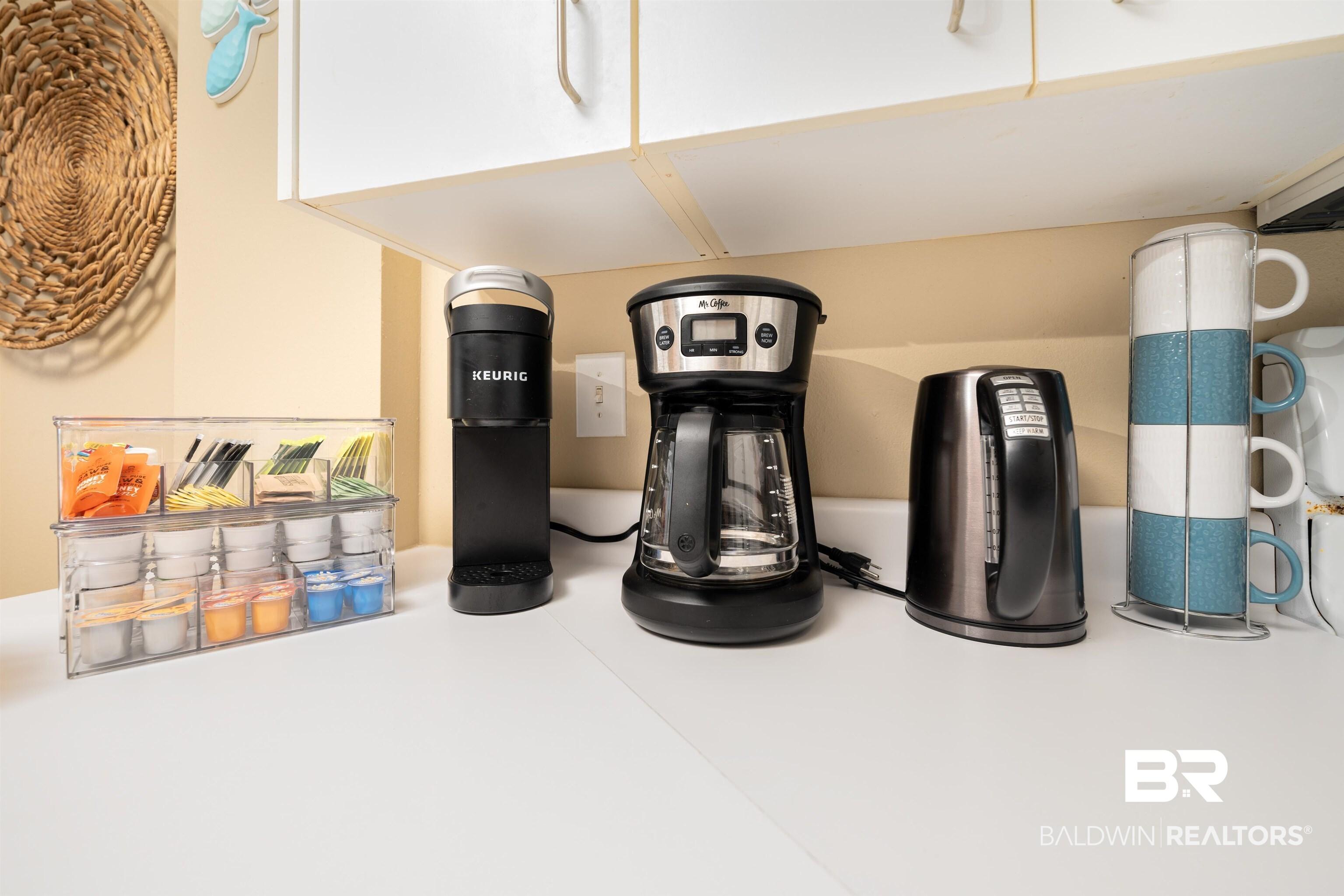 Image 3: Kitchen view
