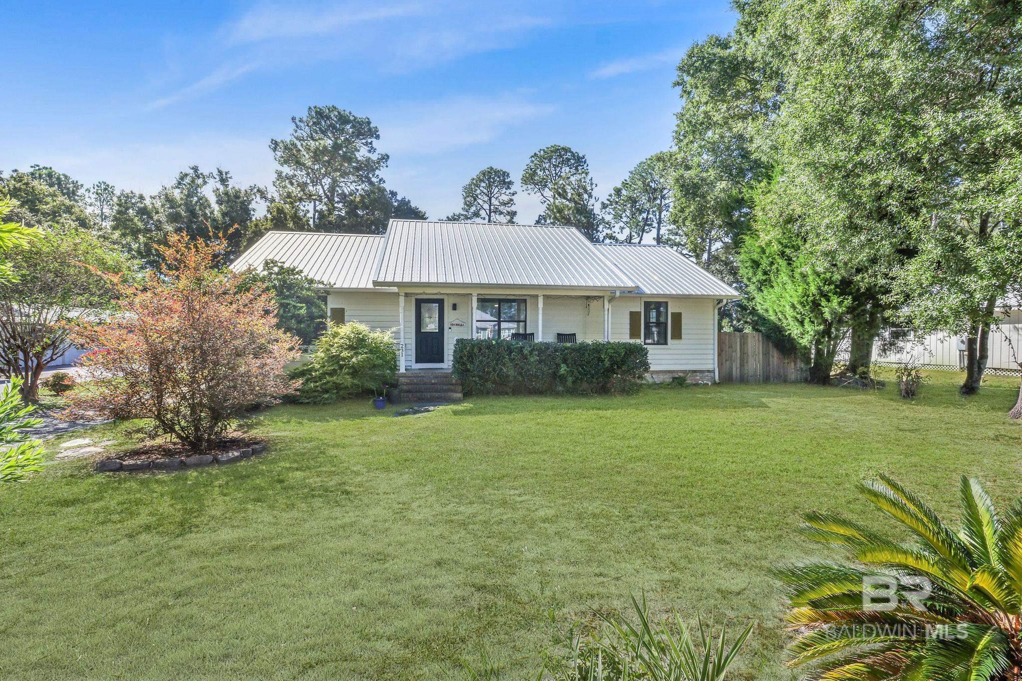 Image 2: Front Of Structure