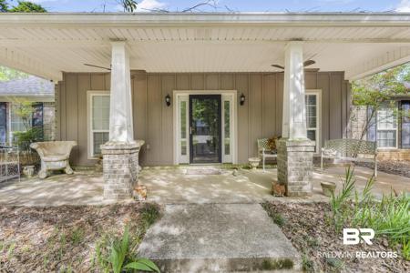 8356 GAYFER RD Extension