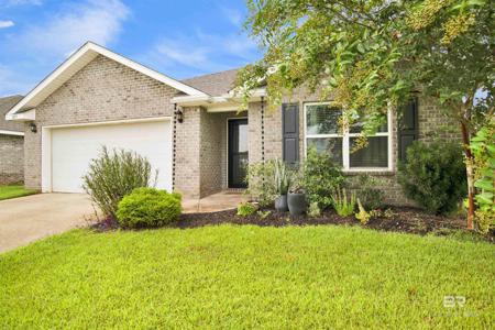 8353 Irwin Loop