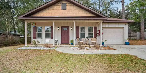 209 Maplewood Loop