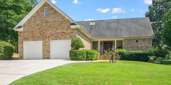 111 Schooley Circle