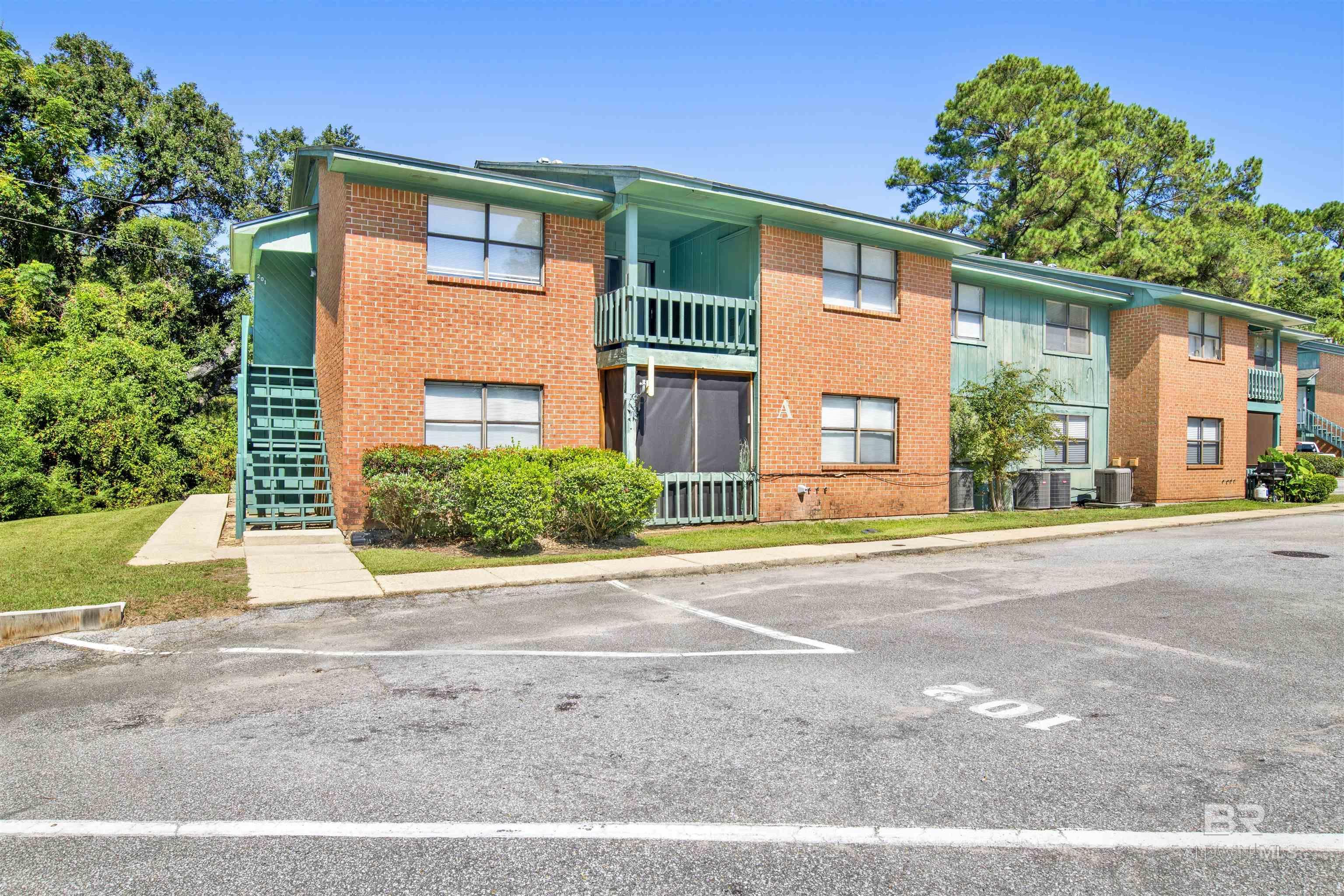 Image 1: Front Of Structure