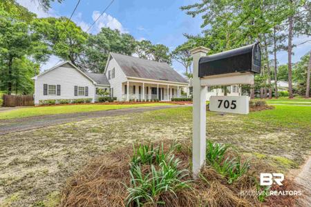 705 Holly Drive