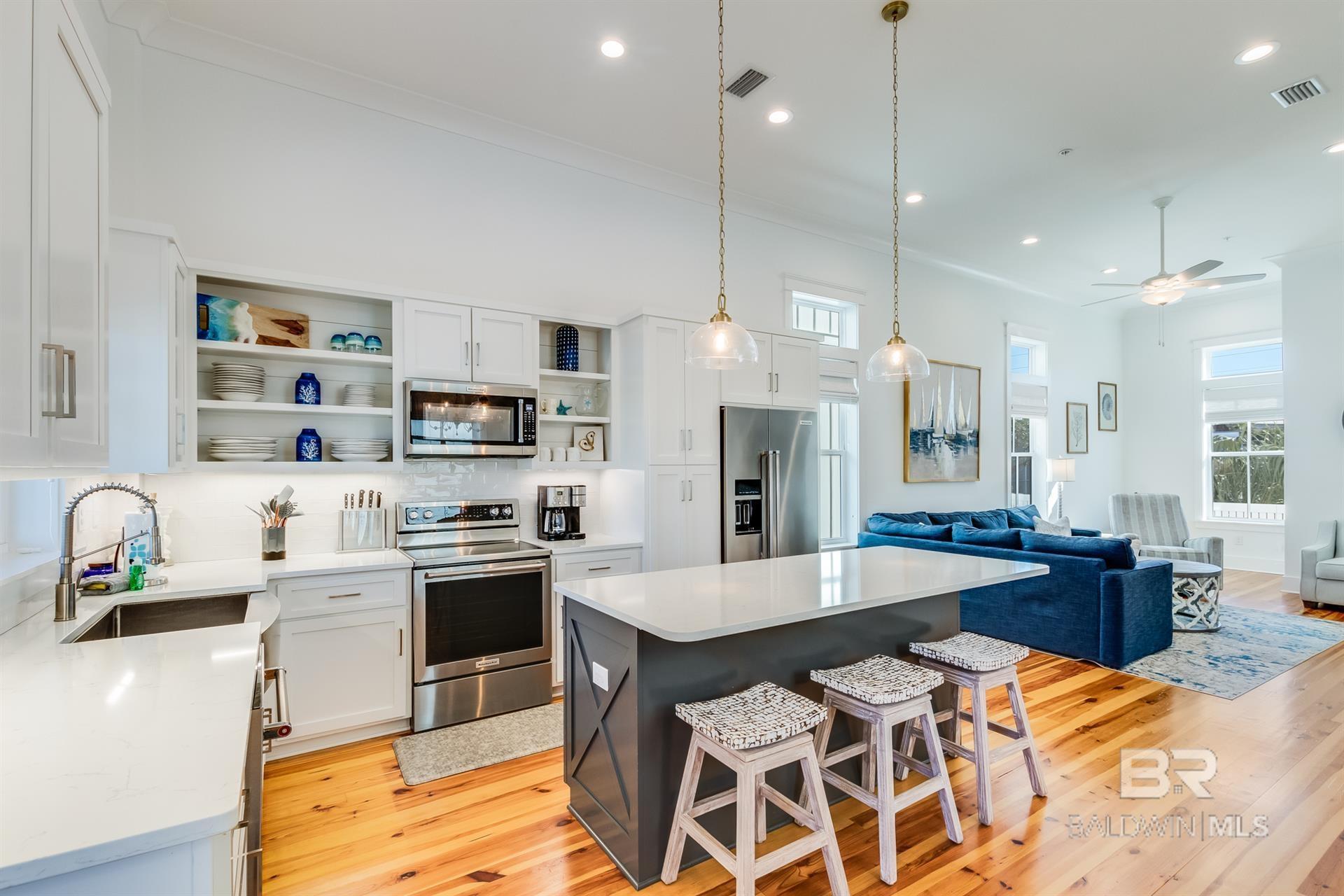 Image 1: Kitchen