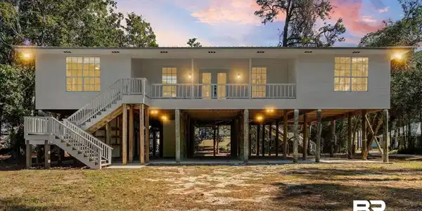 610 GENERAL GAINES Place