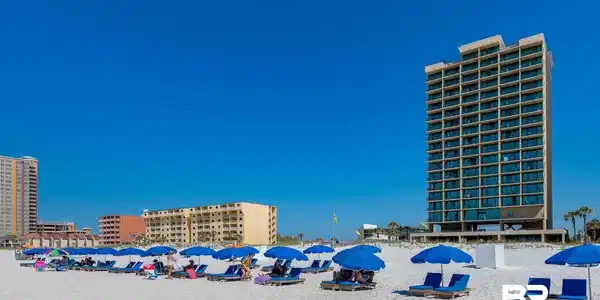 533 W Beach Boulevard