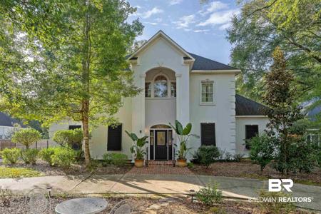 109 Pinetop Circle