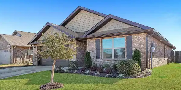 8139 Irwin Loop