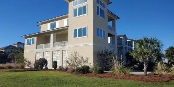 3225 Sea Horse Circle