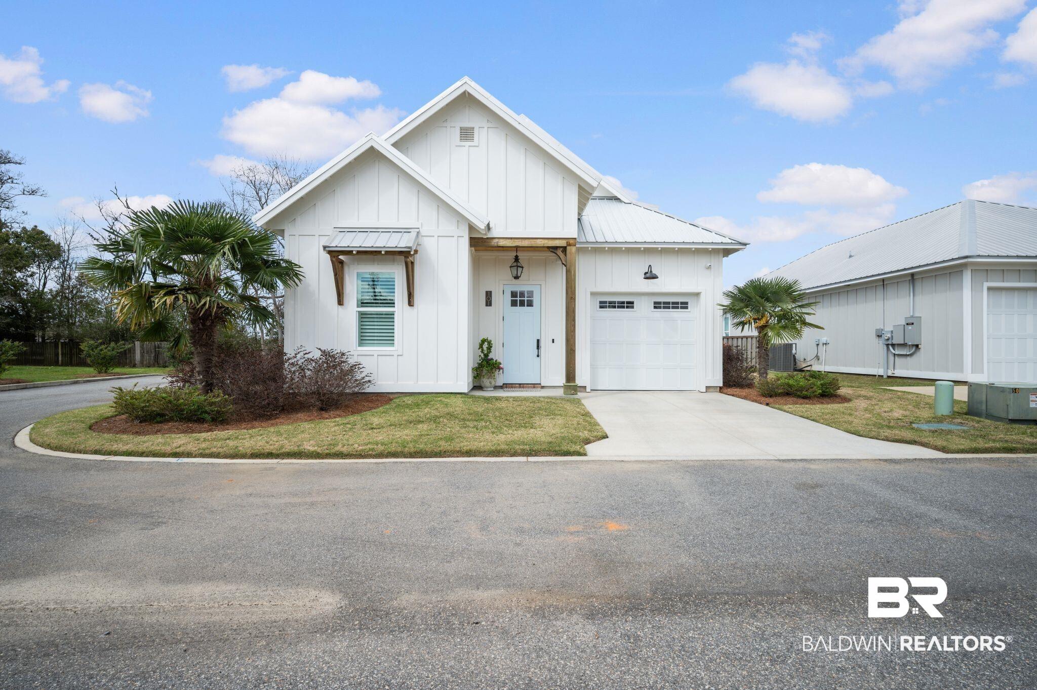 Image 3: Front of Home