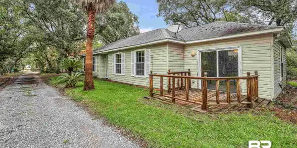 1624 Jackson Court