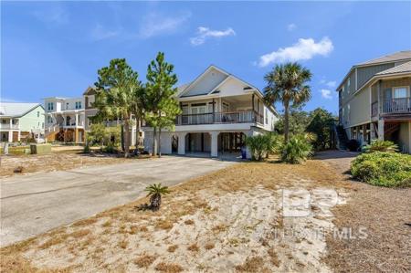 208 Isabella Court