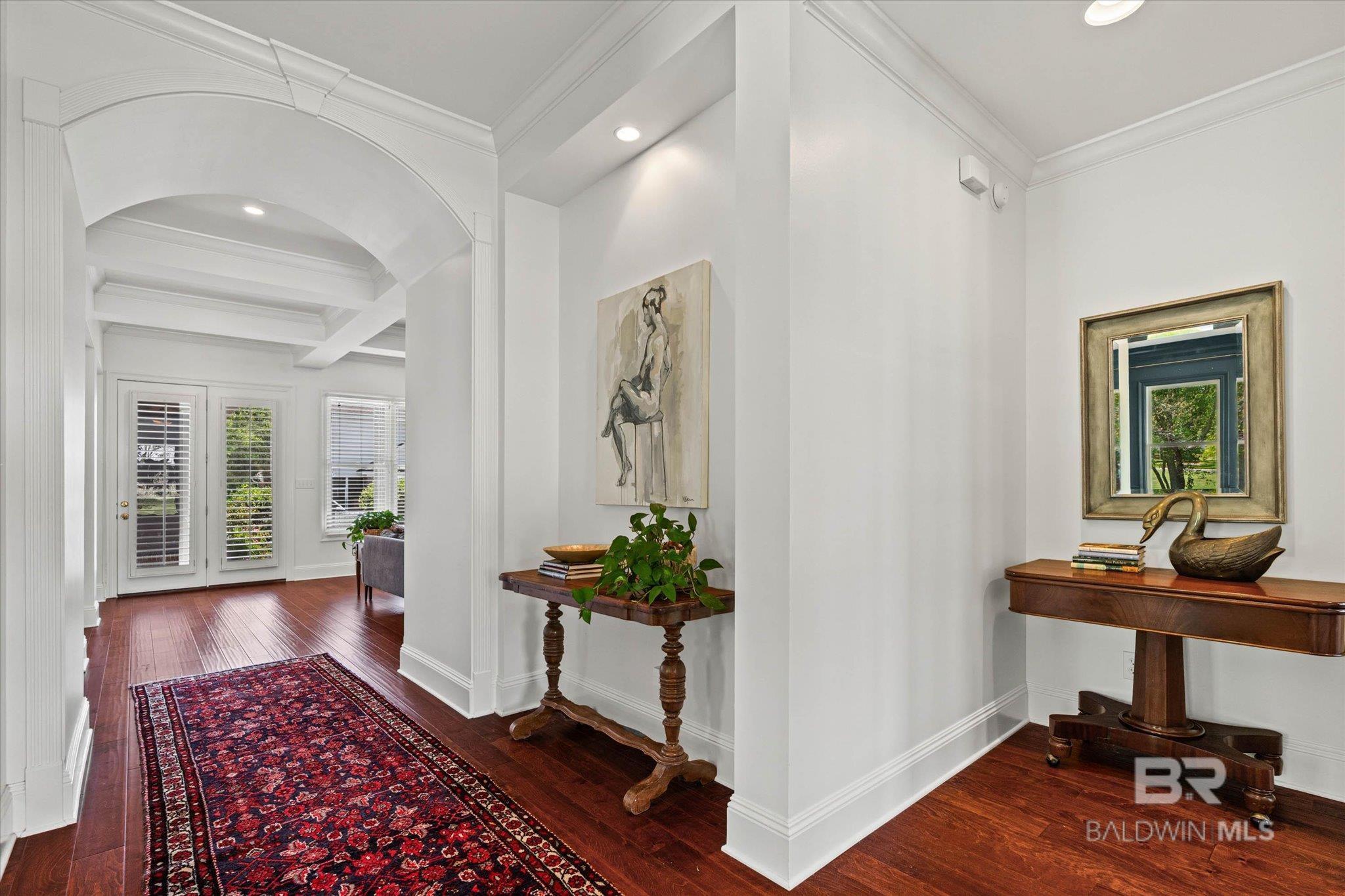 Image 4: Foyer