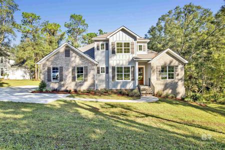 5 Longleaf Circle