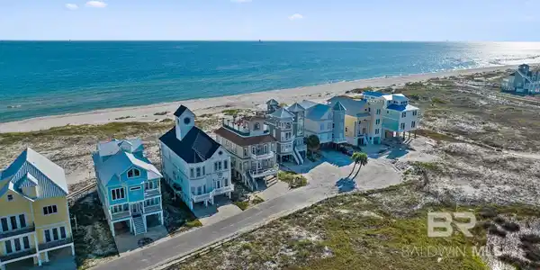 1402 W Dune Drive