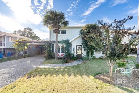 5735 Pensacola Avenue