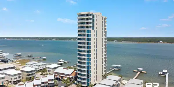 1940 W Beach Boulevard