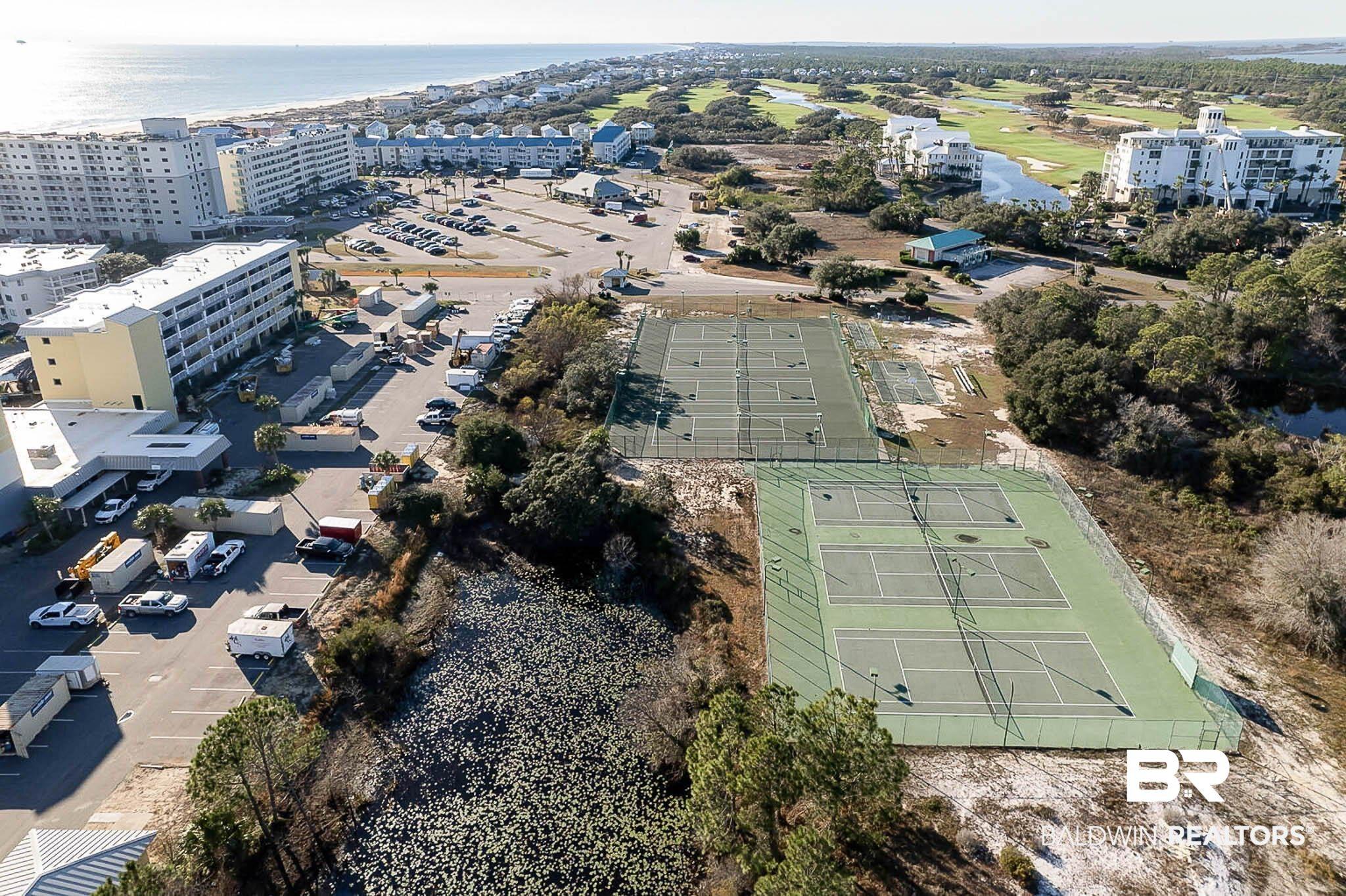 Image 4: Hardcourt tennis facilities featuring multiple courts