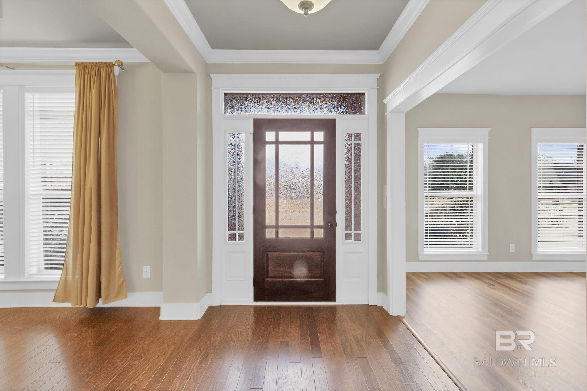 Image 3: Entrance Foyer