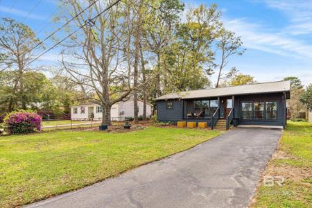 416 Volanta Avenue