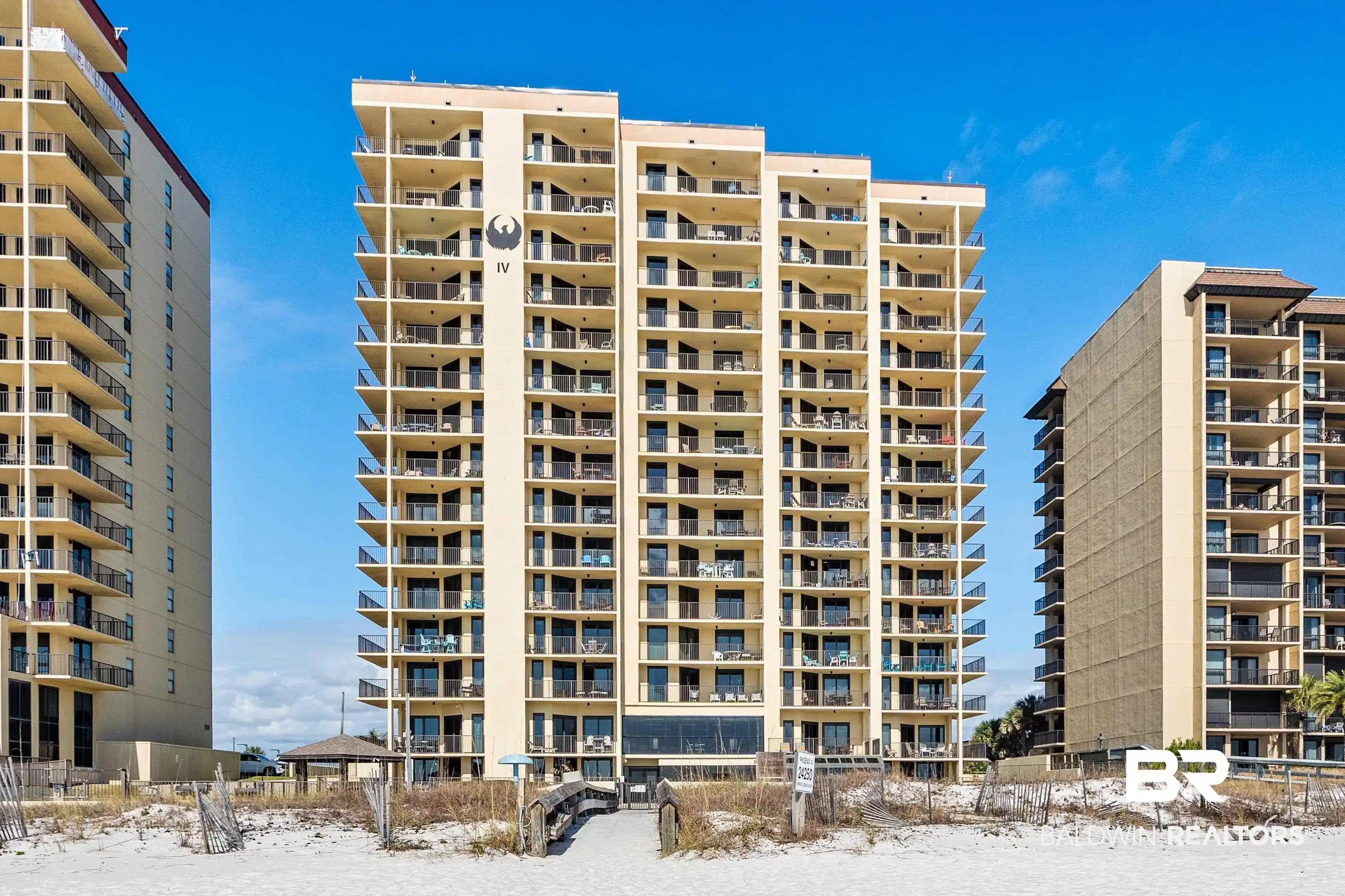 Image 1: View of apartment building / complex