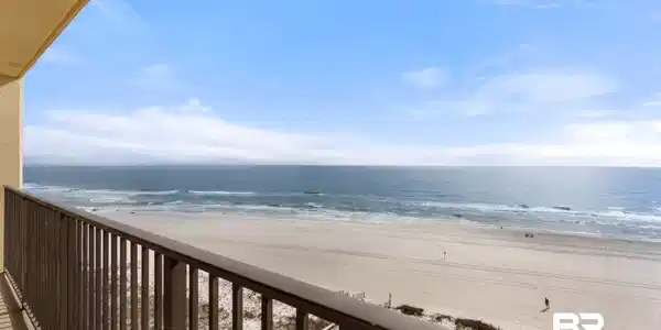 Image 4: Balcony with view of water and beach
