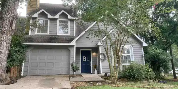 1000 D'Olive Springs Drive