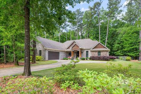 3250 RIVIERE DU CHIEN Road