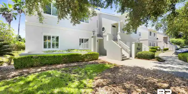 200 Peninsula Boulevard