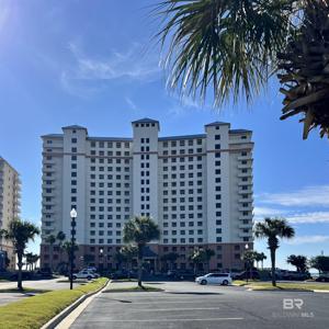527 Beach Club Trail