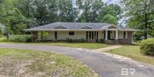 328 Bay Hill Drive