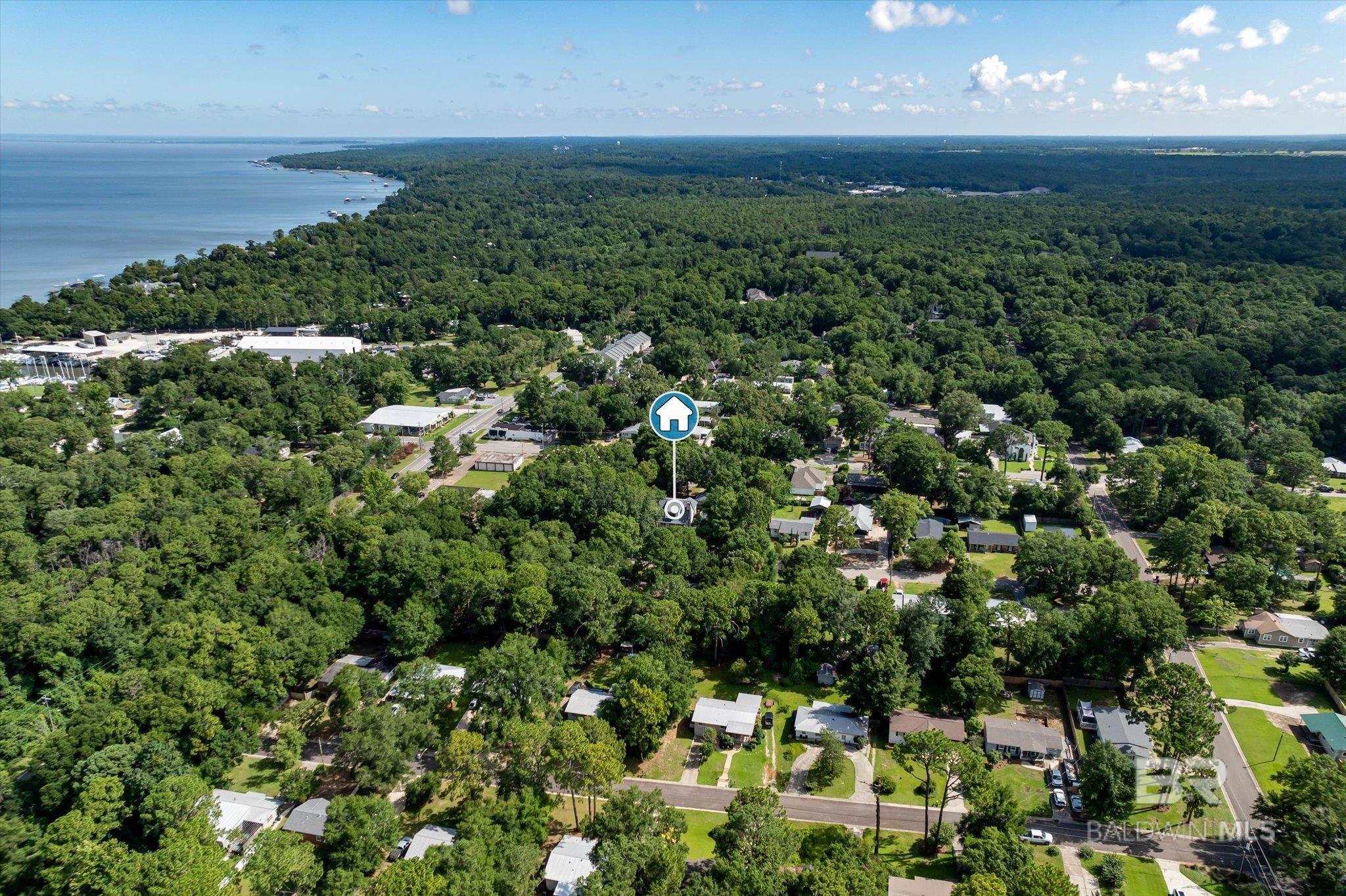 Image 4: Proximity to Mobile Bay