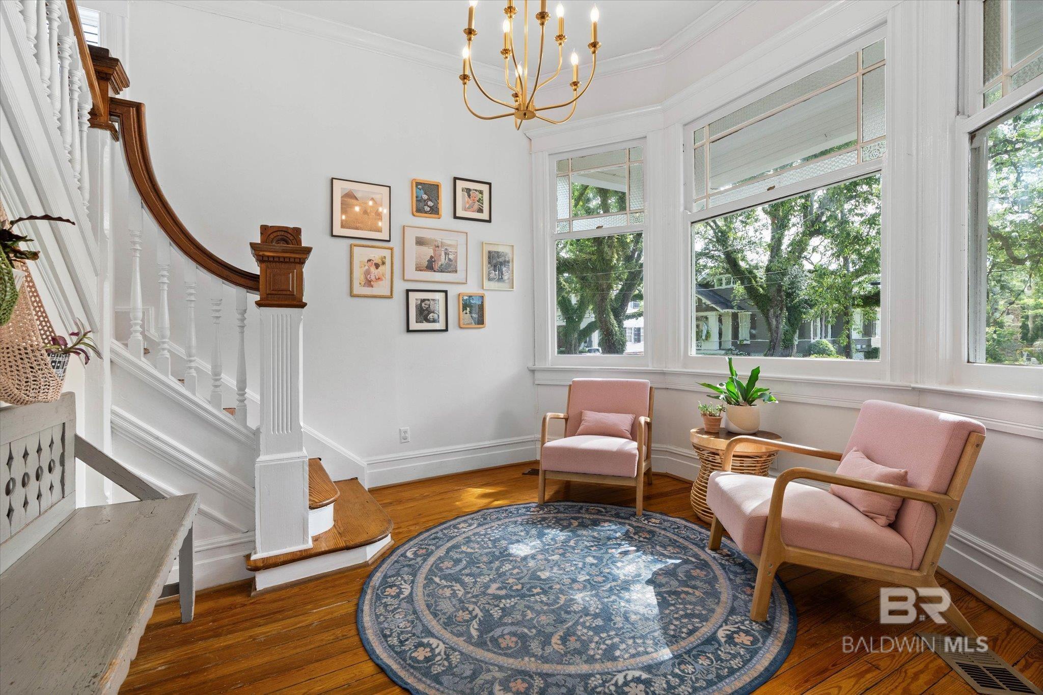 Image 4: Sitting Room