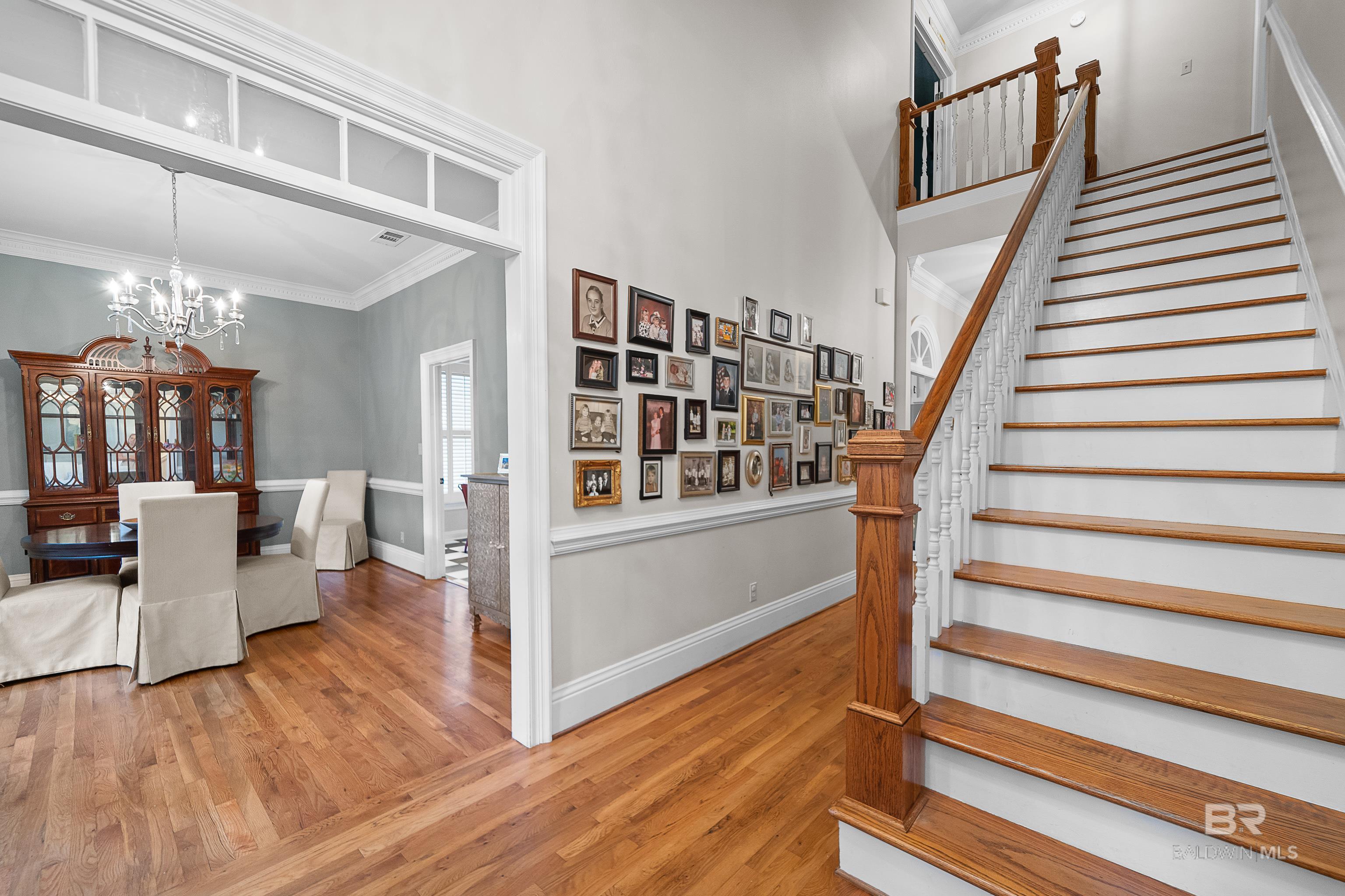 Image 3: Foyer to Dining Room