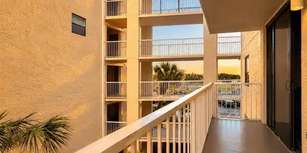 Image 3: Balcony