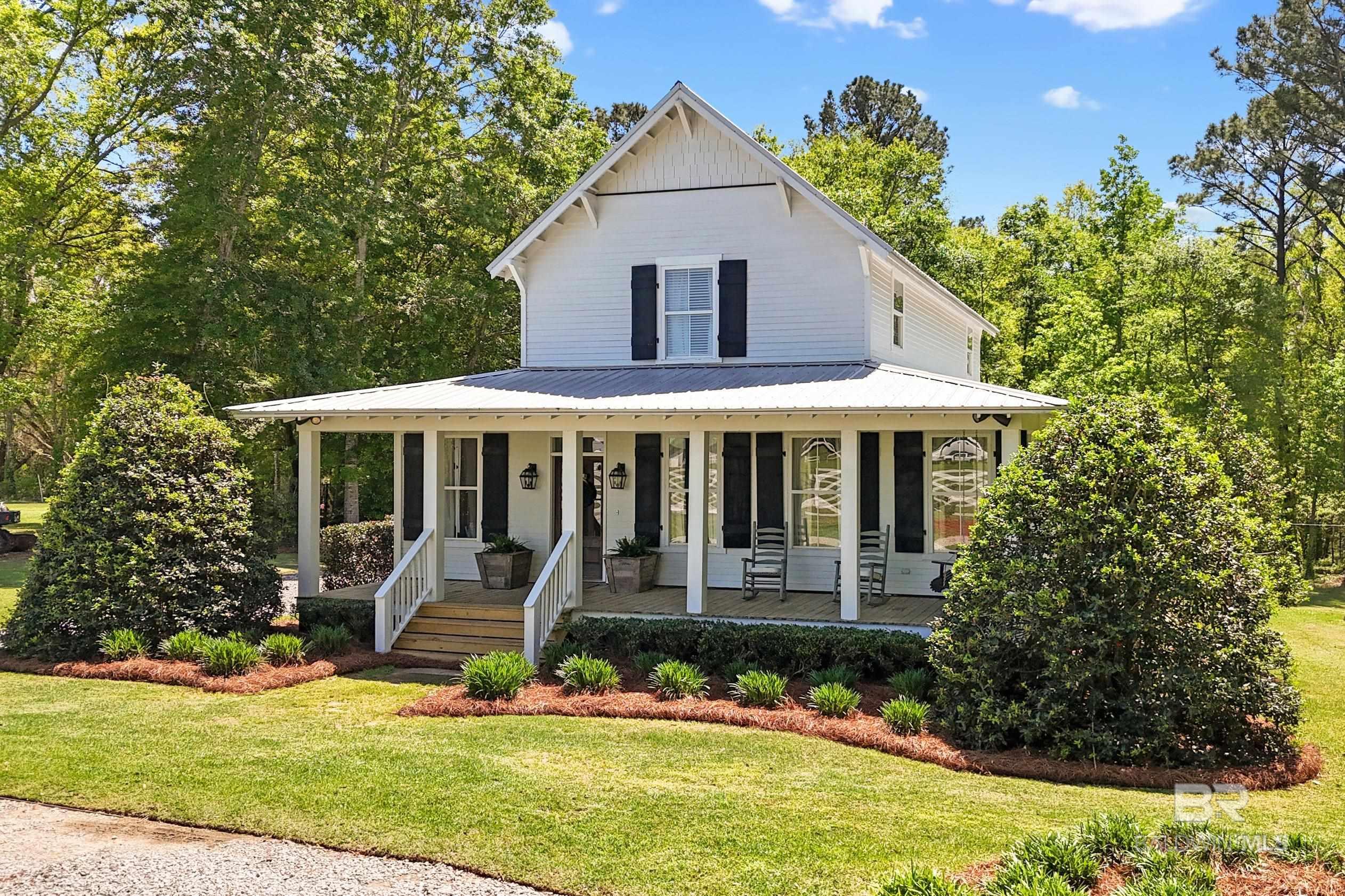 Image 1: Front Of Structure