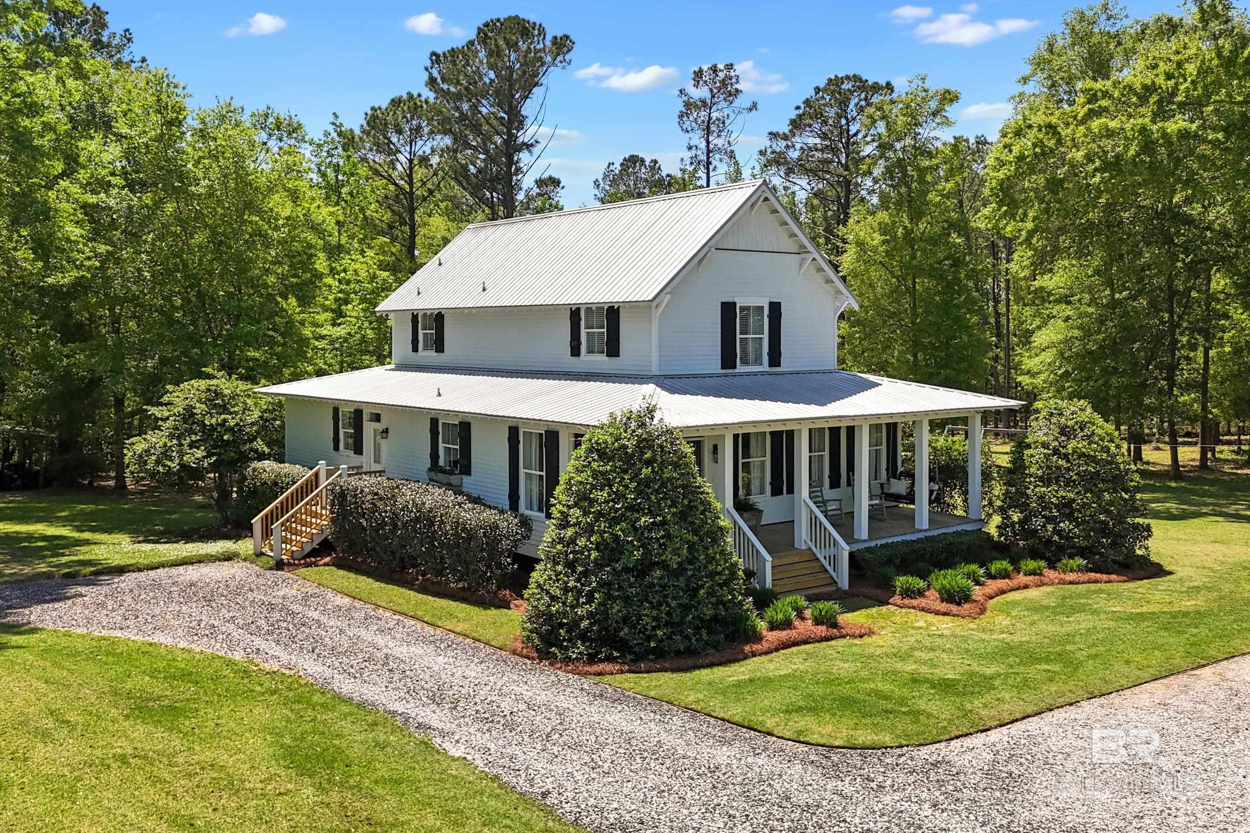 Image 2: Front Of Structure