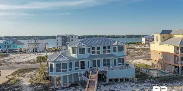 2137 W Beach Boulevard