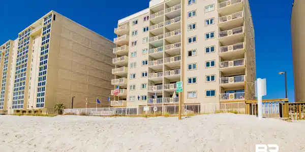 1003 West Beach