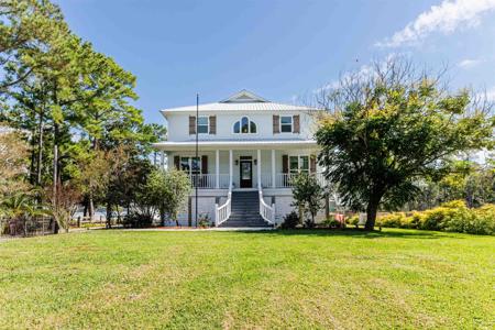 10350 Canal Circle