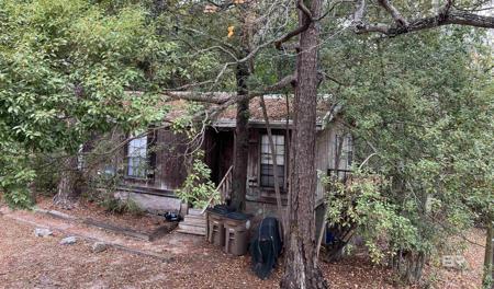 1912 Gill Road