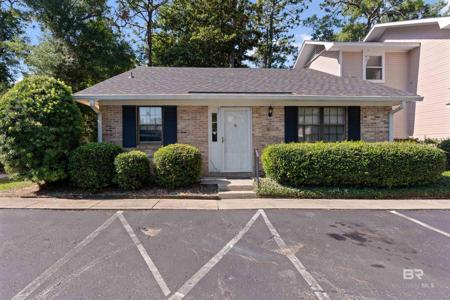 320 Volanta Avenue