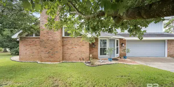 105 Laverne Circle