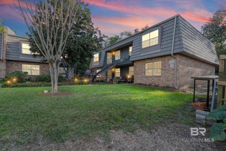 207 S Mobile Street