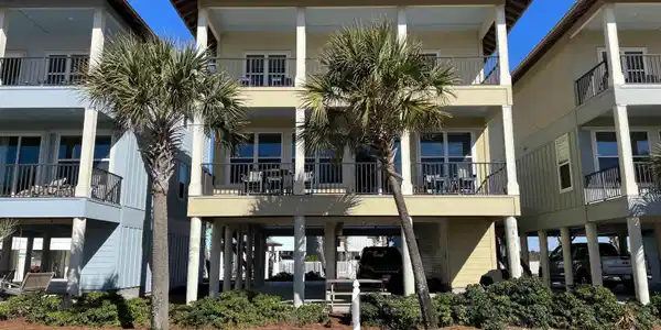 1632 WEST BEACH Boulevard